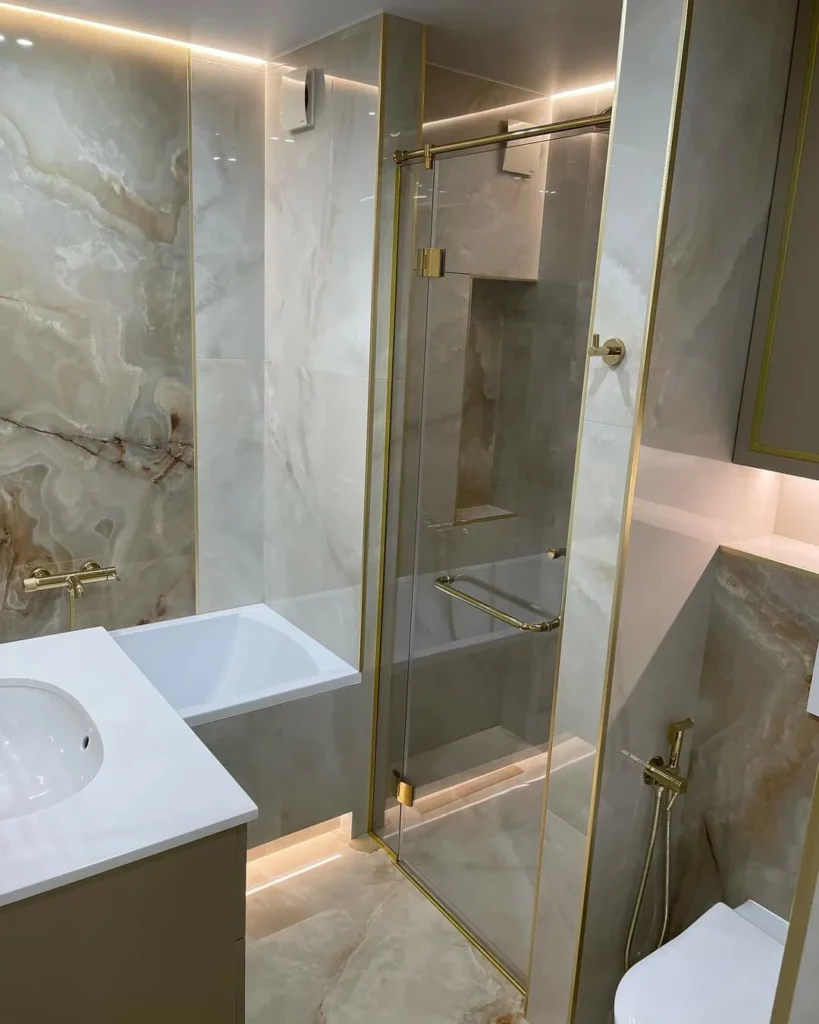 Ремонт ванных комнат в Москве 7 Ремонт ванной комнаты в коттедже-ванная с подсветкой