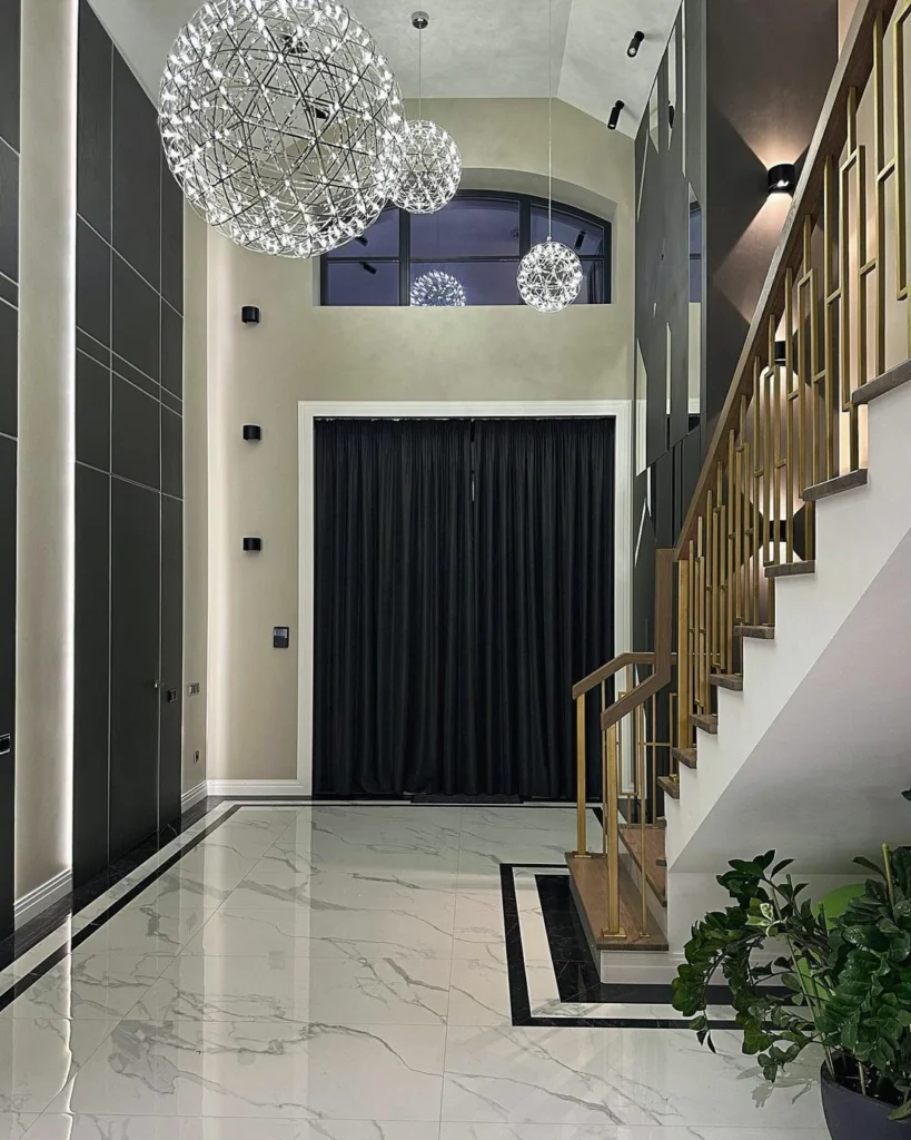 Ремонт коттеджа с потолками 12 метров