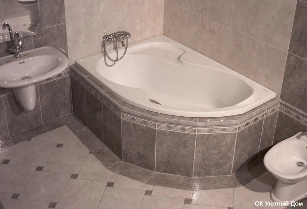 Переделка кафельной плитки в ванной комнате (Переделка укладки плитки от застройщика)